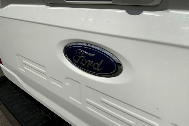 2022 Ford F-150 LARIAT 4WD SuperCrew 5.5 Box