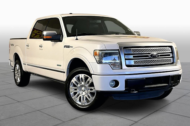 2013 Ford F-150 Platinum 4WD SuperCrew 145