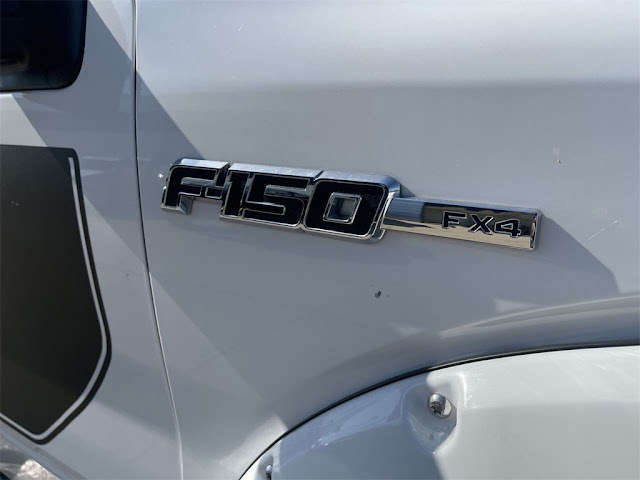 2011 Ford F-150 FX44WD SuperCrew 5-1/2 Ft Box XLT