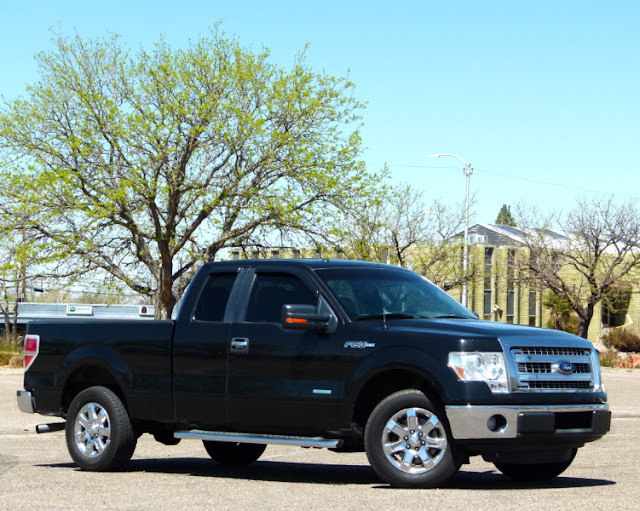 2013 Ford F-150 2WD SuperCab 145  XLT