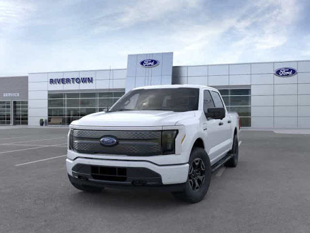 2023 Ford F-150 Lightning XLT 4WD SuperCrew 5.5 Box