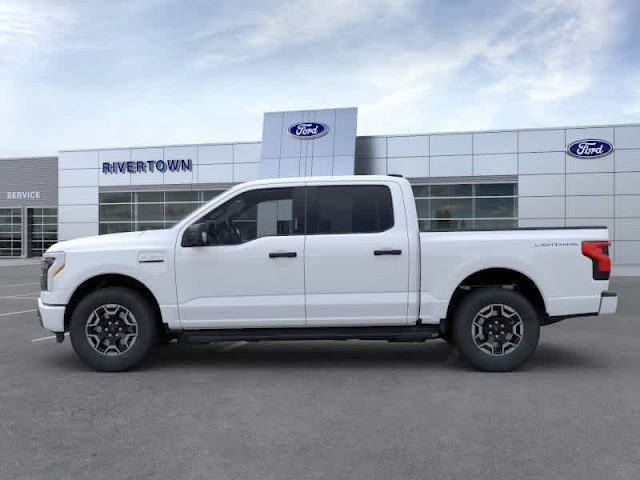 2023 Ford F-150 Lightning XLT 4WD SuperCrew 5.5 Box