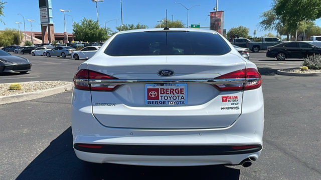 2017 Ford Fusion Hybrid SE