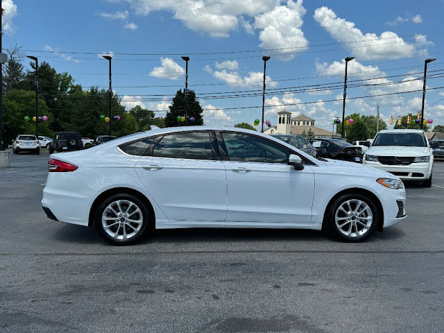 2020 Ford Fusion Hybrid SE