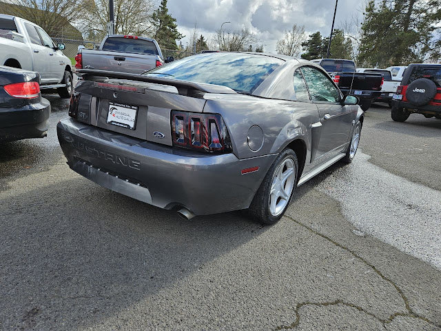 2004 Ford Mustang GT Deluxe 2dr Fastback