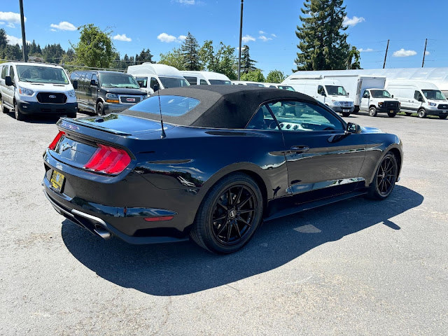 2021 Ford Mustang EcoBoost