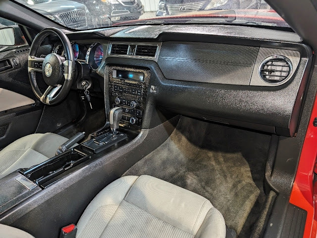 2014 Ford Mustang 2dr Cpe V6 Premium