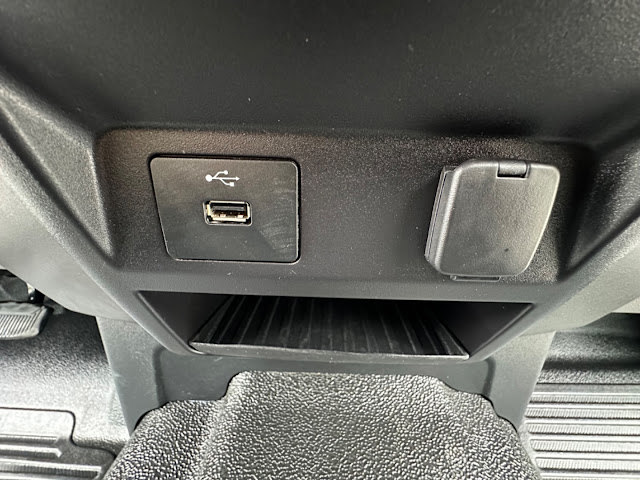 2019 Ford Super Duty F-350 SRW XL 4WD Crew Cab Utility