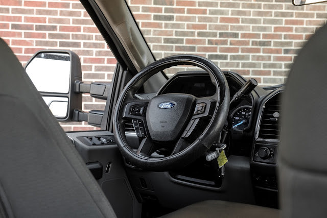 2019 Ford Super Duty F-350 SRW XLT 4WD Crew Cab