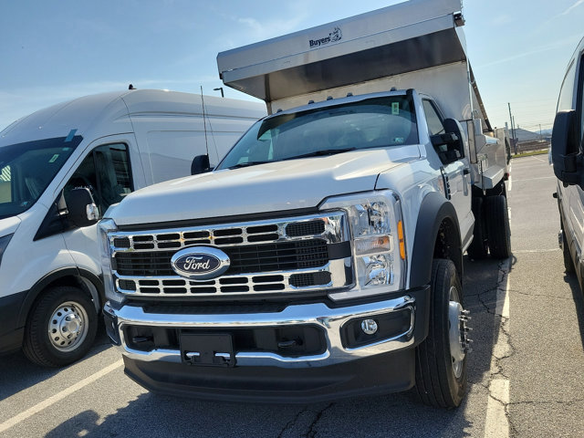 2023 Ford Super Duty F-600 DRW XL