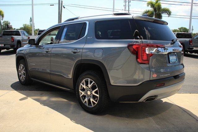 2022 GMC Acadia SLT