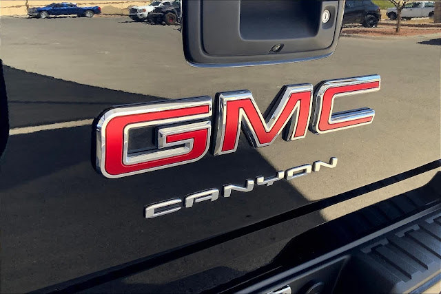 2021 GMC Canyon 2WD Elevation Crew Cab 128