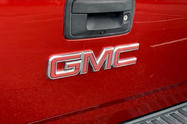 2016 GMC Canyon 4WD SLT Crew Cab 140.5&amp;quot;