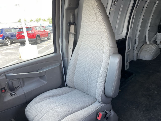 2021 GMC Savana 2500 Work Van