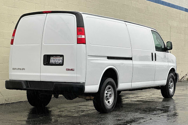 2023 GMC Savana 2500 Work Van