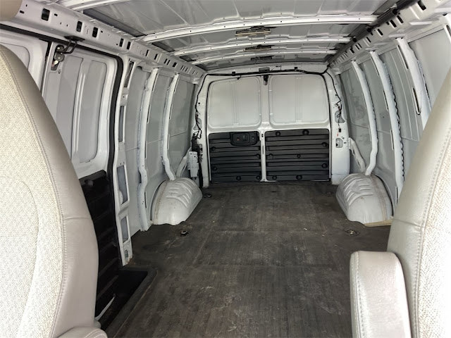 2020 GMC Savana 2500 Work Van