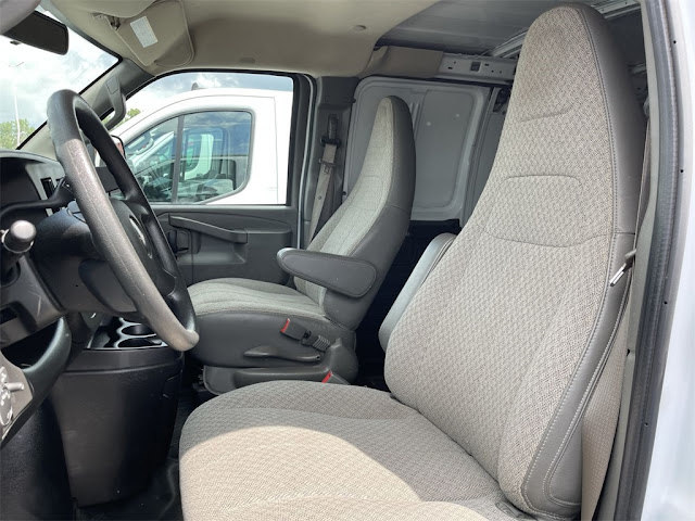 2020 GMC Savana 2500 Work Van