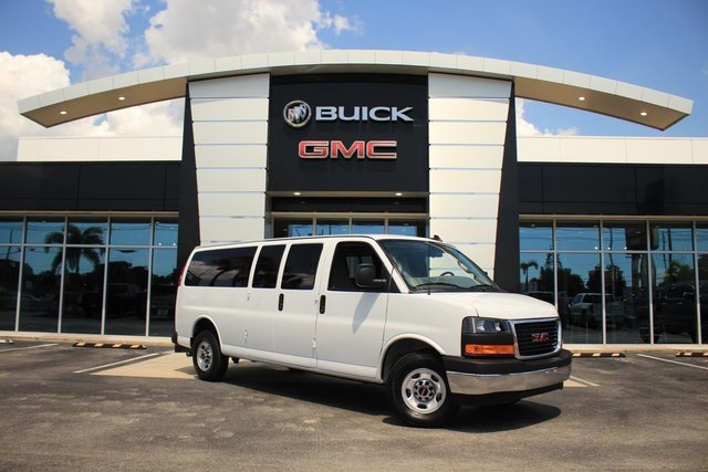 2024 GMC Savana 3500 LT