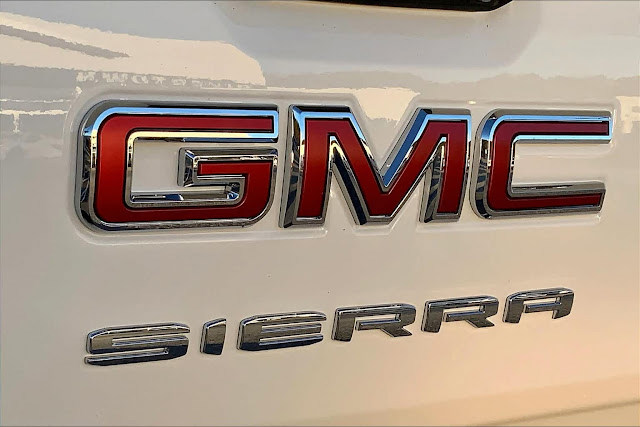 2024 GMC Sierra 1500 Elevation 4WD Crew Cab 147