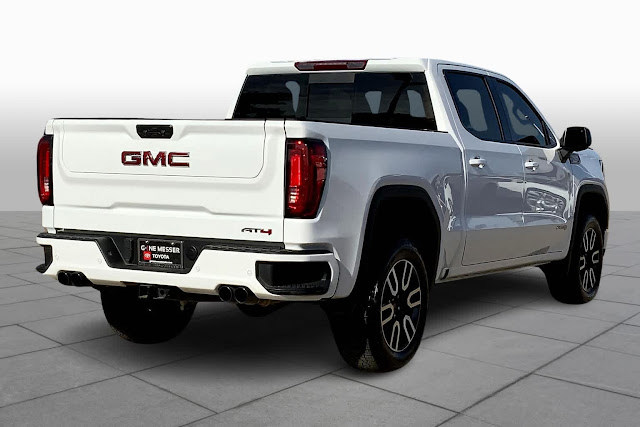 2022 GMC Sierra 1500 4WD Crew Cab 147&amp;quot; AT4