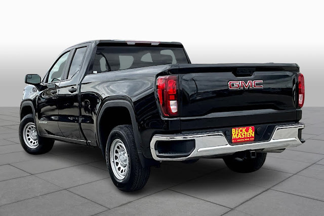 2023 GMC Sierra 1500 Pro 4WD Double Cab 147