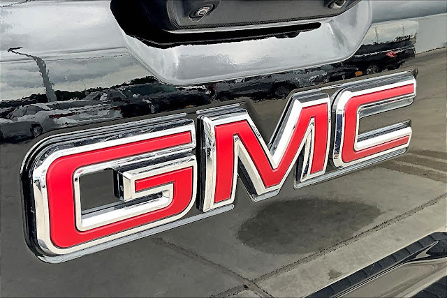 2023 GMC Sierra 1500 Pro 4WD Double Cab 147