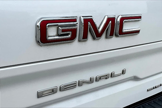 2019 GMC Sierra 1500 Denali 4WD Crew Cab 147