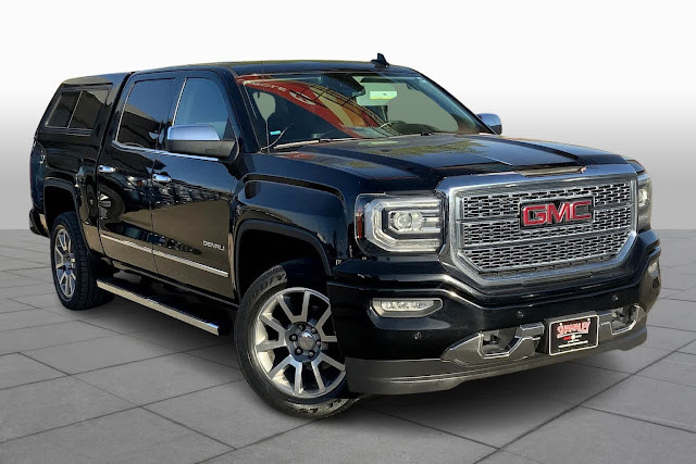 2018 GMC Sierra 1500 Denali 4WD Crew Cab 143.5