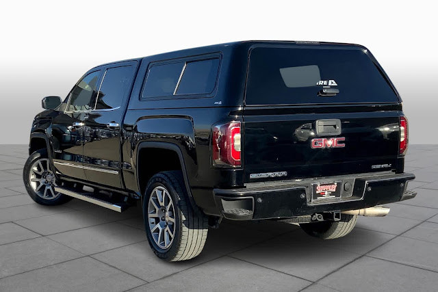 2018 GMC Sierra 1500 Denali 4WD Crew Cab 143.5