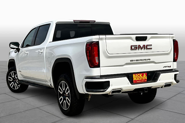 2022 GMC Sierra 1500 AT4 4WD Crew Cab 147