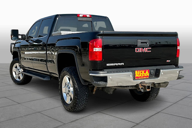 2017 GMC Sierra 2500HD SLE 4WD Crew Cab 153.7