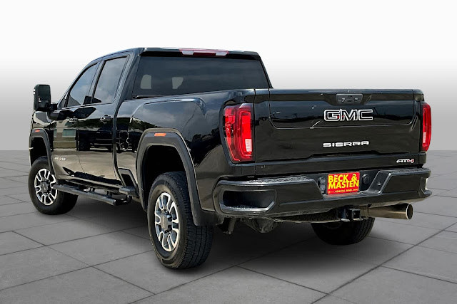 2021 GMC Sierra 2500HD AT4 4WD Crew Cab 159