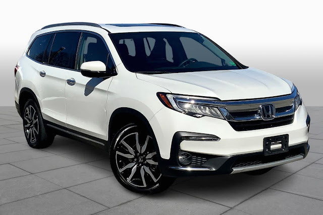 2022 Honda Pilot Touring 7-Passenger