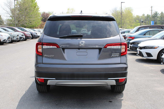 2022 Honda Pilot Touring 7-Passenger