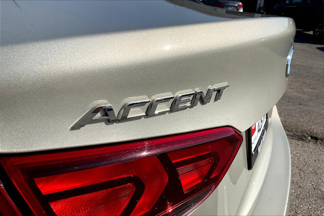 2020 Hyundai Accent SE