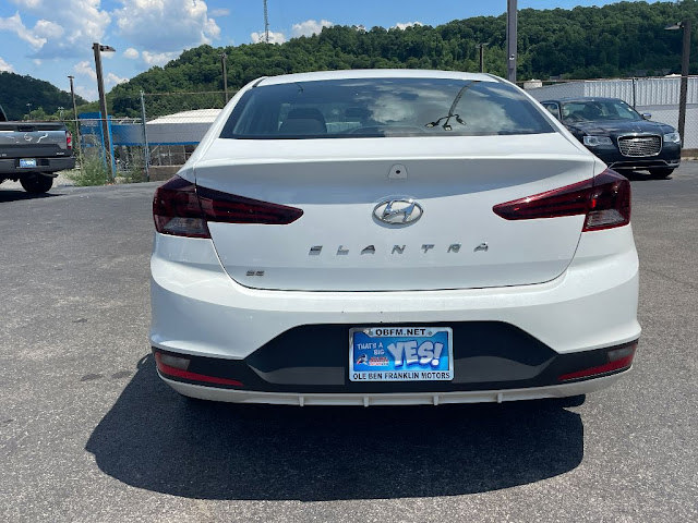 2020 Hyundai Elantra SE