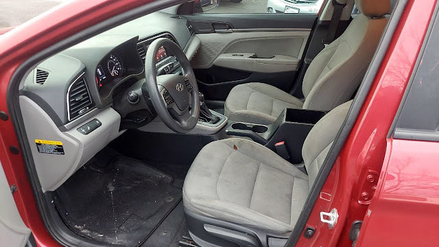 2017 Hyundai Elantra GT Base 4dr Hatchback 6A