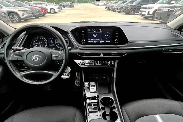 2022 Hyundai Sonata SE