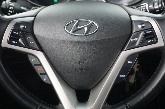 2017 Hyundai Veloster Base