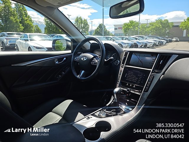 2017 Infiniti Q50 3.0t Signature Edition