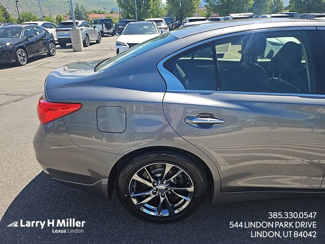 2017 Infiniti Q50 3.0t Signature Edition