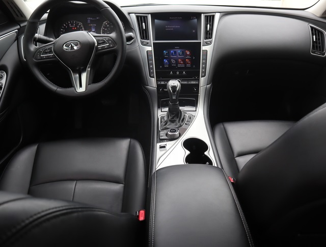 2021 Infiniti Q50 TWIN TURBO 3.0t LUXE