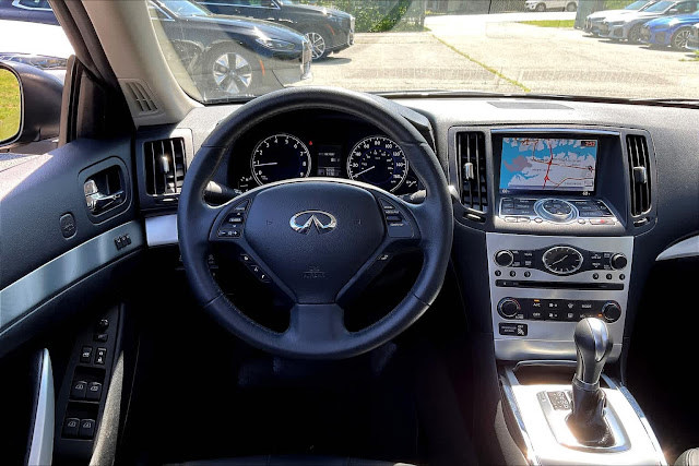 2015 Infiniti Q60 Base