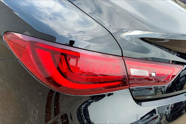 2017 Infiniti Q60 Sport