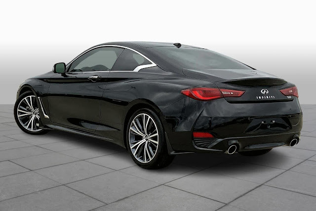 2022 Infiniti Q60 LUXE