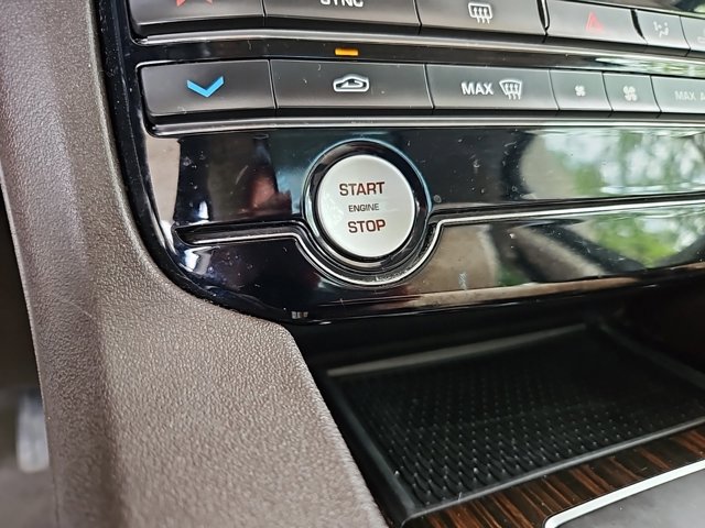 2018 Jaguar F-PACE 25t Prestige AWD w/ Vision, Comfort &amp;amp; Co