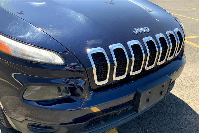 2016 Jeep Cherokee Sport