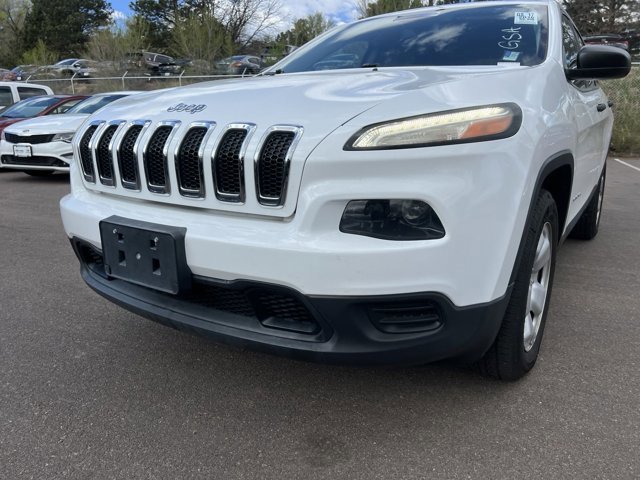 2016 Jeep Cherokee Sport