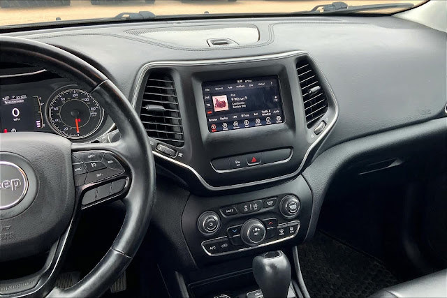 2020 Jeep Cherokee Altitude