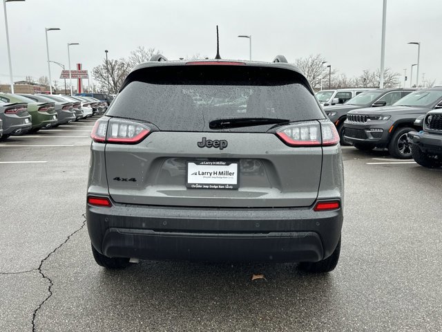 2023 Jeep Cherokee Altitude Lux